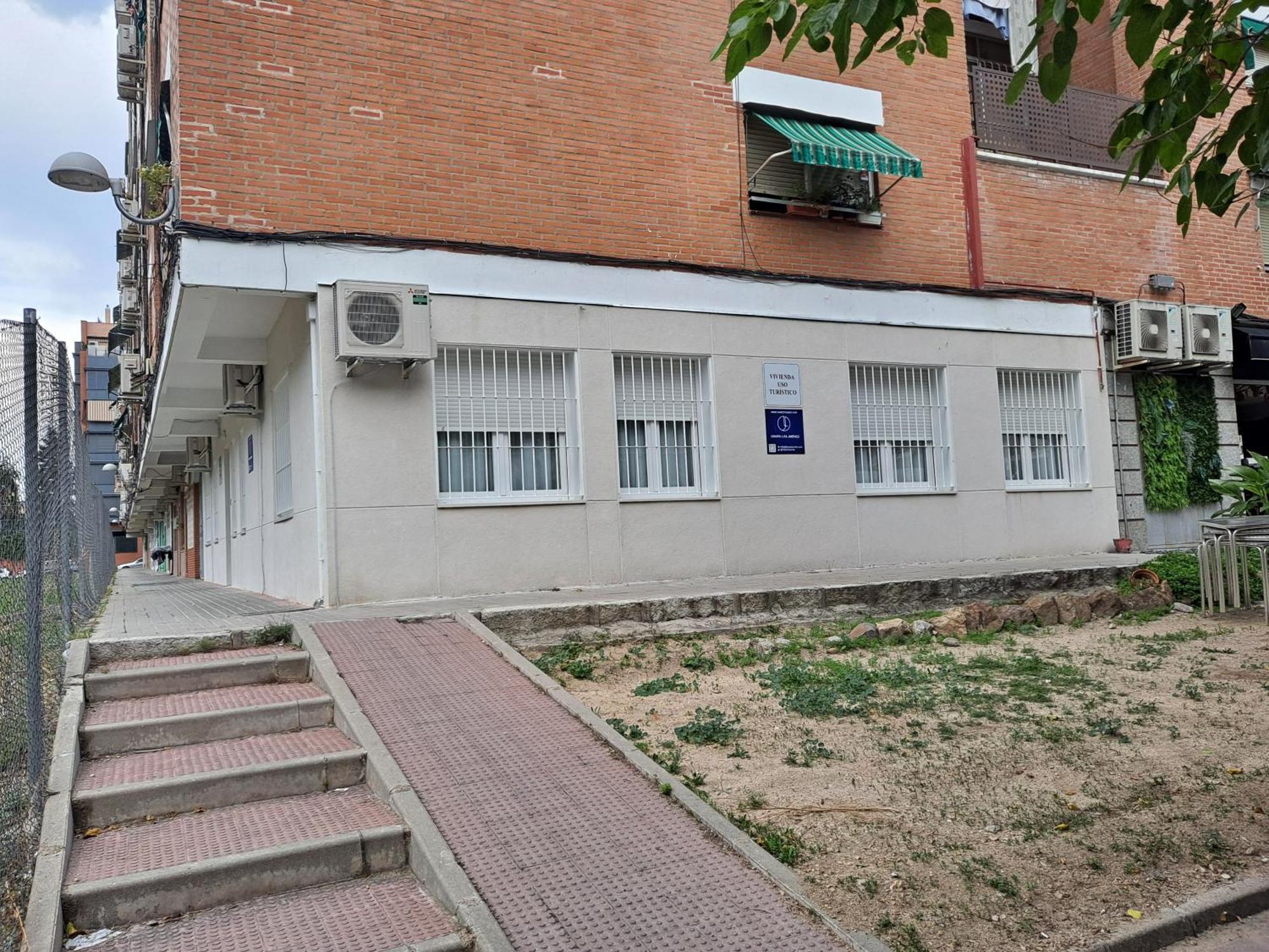 Apartamentos Tanez Santurce A Μαδρίτη Εξωτερικό φωτογραφία